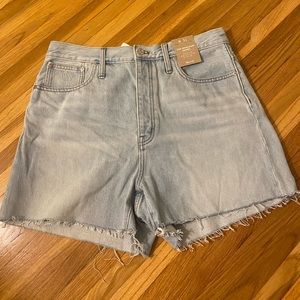 NEW Madewell mom jean shorts